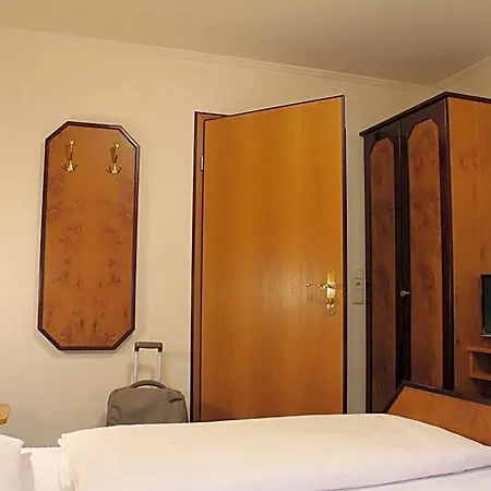 Haus Zur Waldbruecke Mini-hôtel *